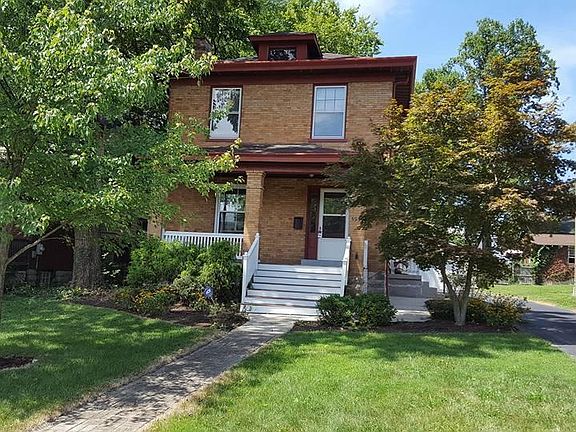 2nd image of 5939 Woodmont Ave