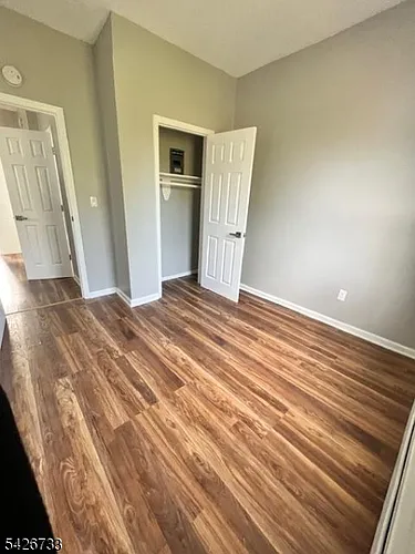 909 Olive St #2 Photo 1
