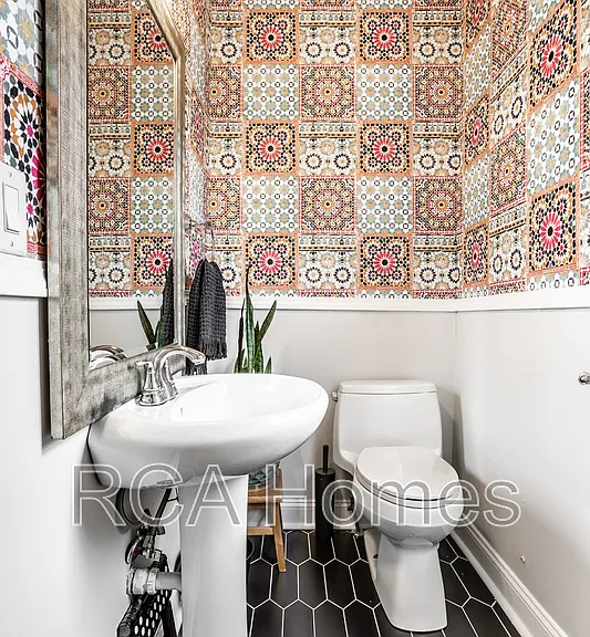 1547 Hoyt Ave — Photo 7