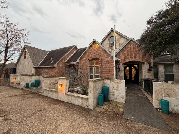 1908 Carmel Dr, Plano, TX 75075