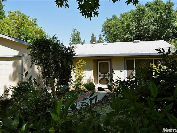 2nd image of 728 Christie Ct