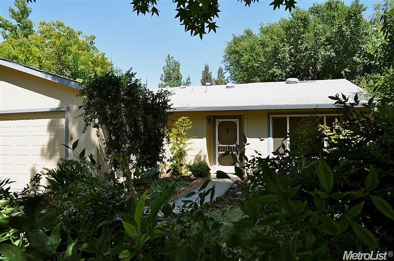1st image of 728 Christie Ct