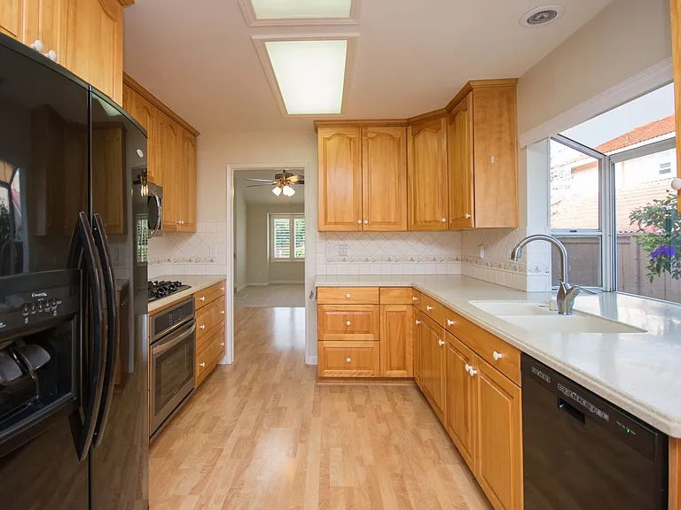2620 El Aguila Ln — Photo 4