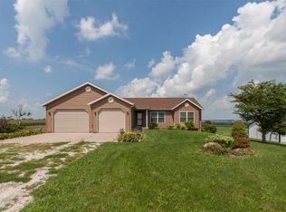 2131 305th St, North English, IA 52316
