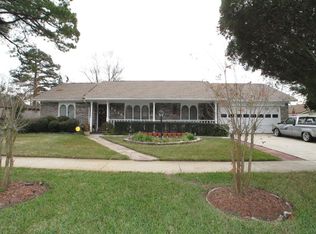 8230 Spring Lake Ct, Jacksonville, FL 32210