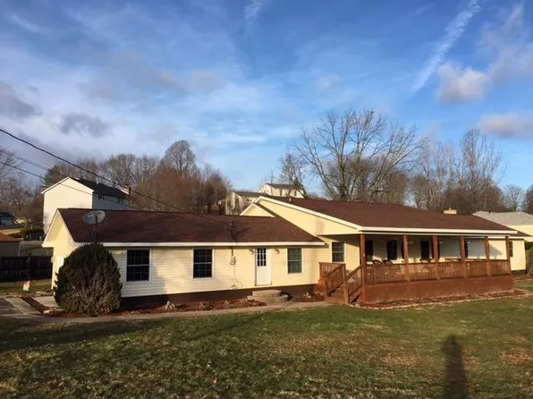 601 Mary Ave, Summersville, WV 26651