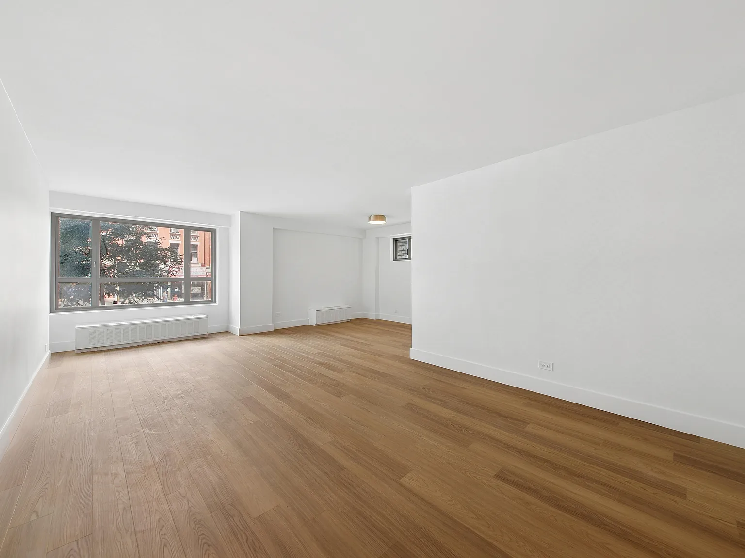 501 East 87th Street — Photo 2