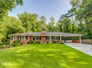 1674 Knob Hill Ct, Atlanta, GA 30329