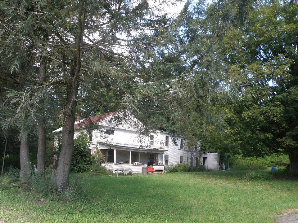 2nd image of 627 Abbott Road