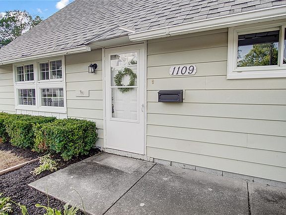 2nd image of 1109 Highland Ave