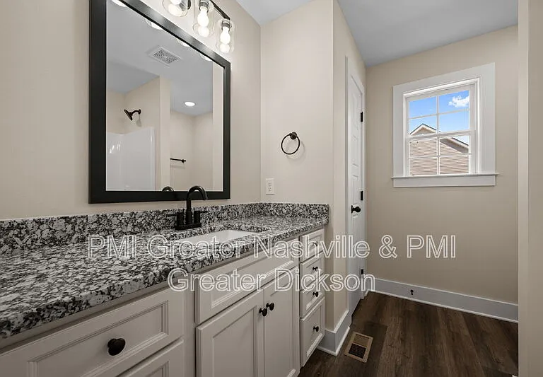 1014 Northside Dr — Photo 24