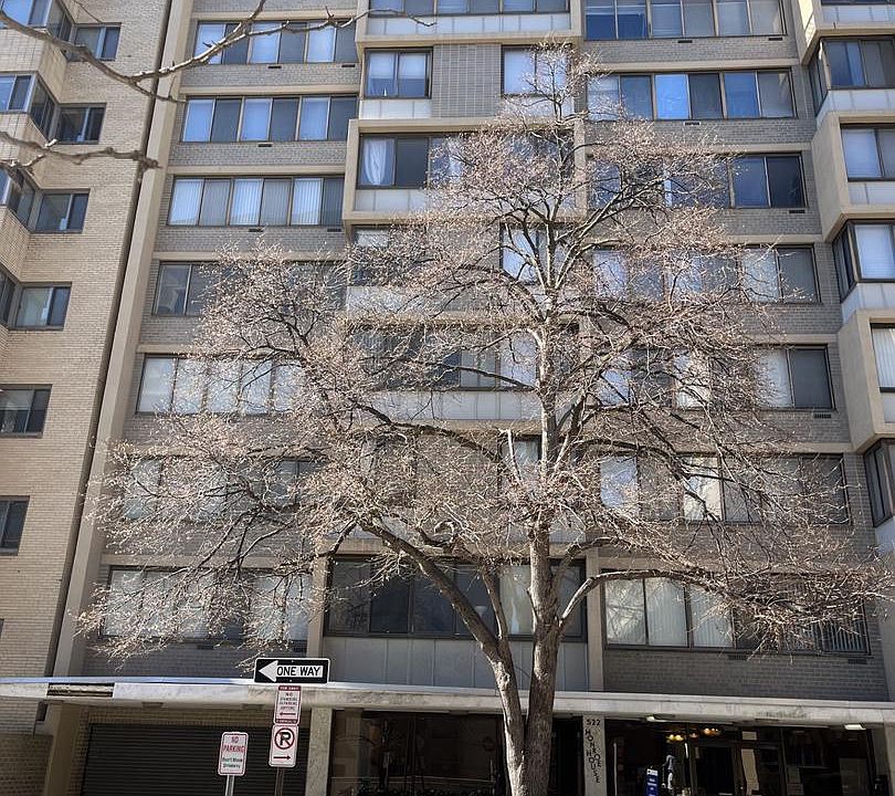 1st image of 522 21st St NW APT 811