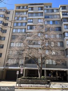 522 21st St NW APT 811, Washington, DC, 20006