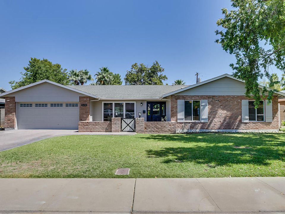 1st image of 3438 E Meadowbrook Ave