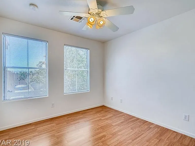 2446 El Valle St — Photo 3