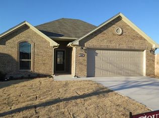 128 Hampton Ct, Rhome, TX 76078