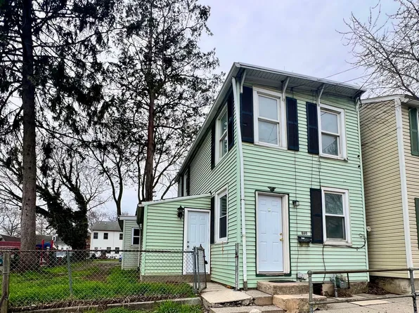860 N Market St, Lancaster, PA 17603