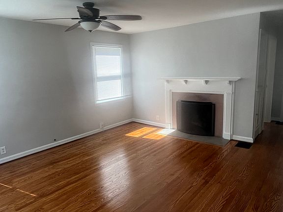 5th image of 6128 Burlington Ave
