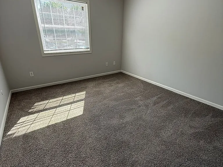Foxfire West Apartments — Photo 46