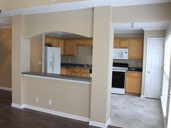 4th image of 2084 Nashboro Blvd