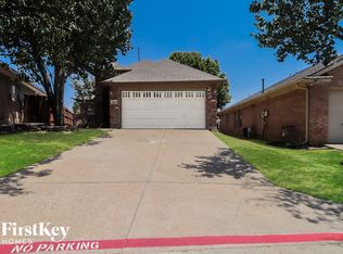 1002 Harwood Ct, Euless, TX 76039