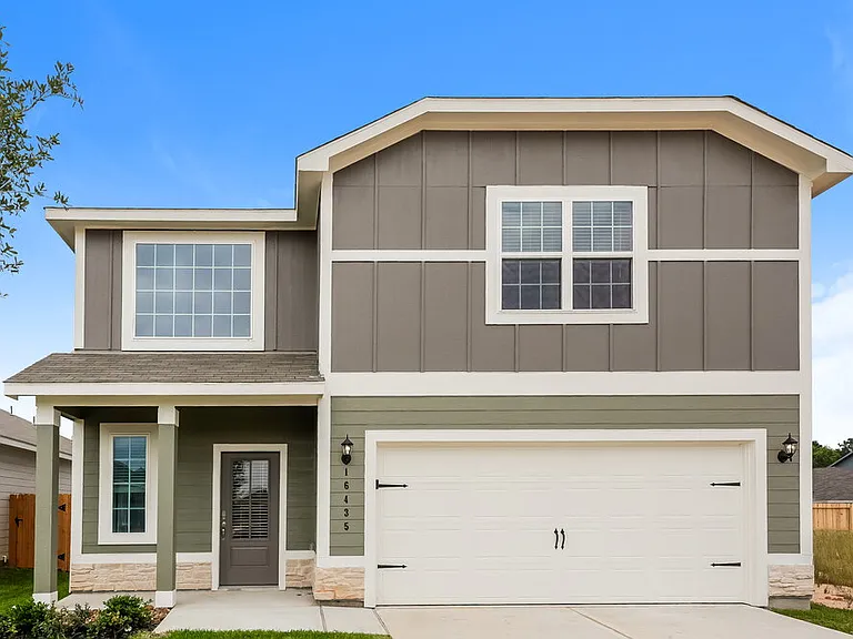 16435 Honeysuckle Hill Dr — Photo 1