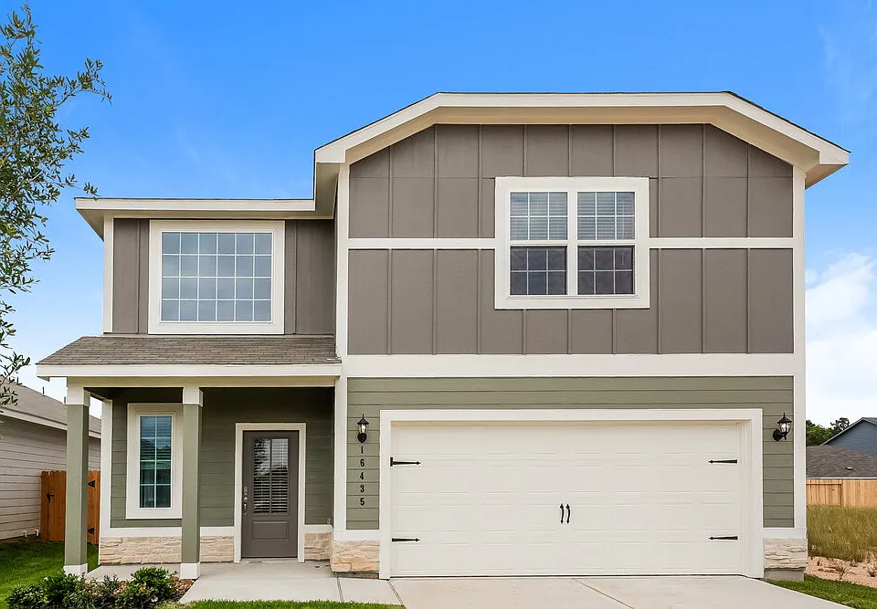 16435 Honeysuckle Hill Dr