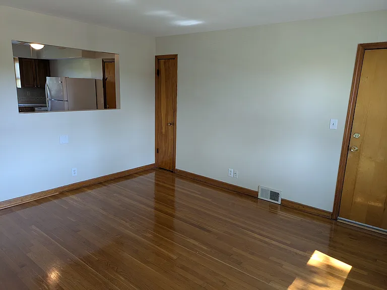 2909 Abigail Dr #3 — Photo 8