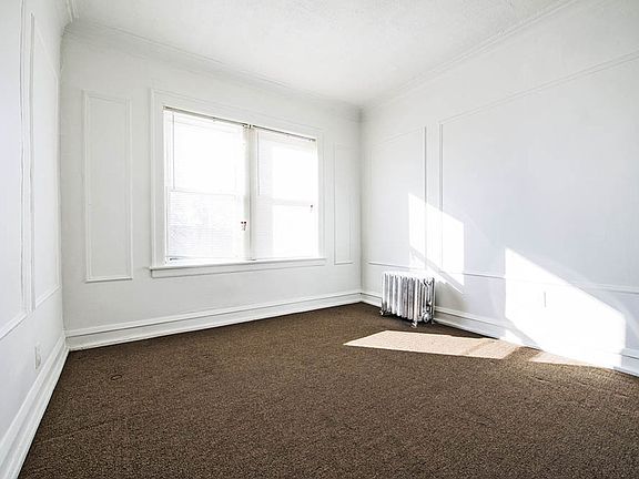 4th image of 8056 S Drexel Ave APT 2