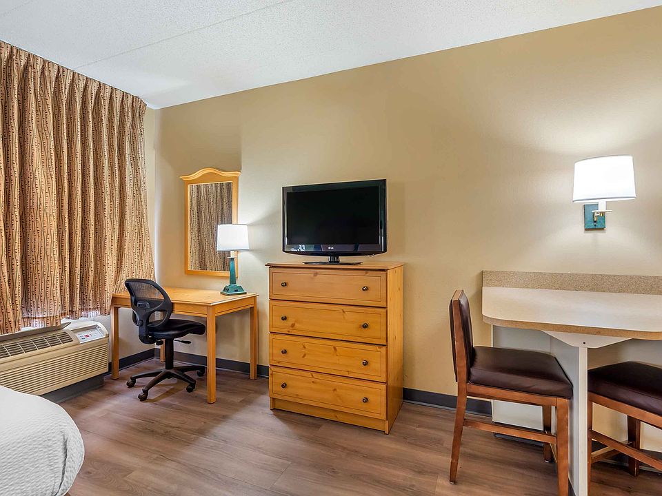 Studio Suite - 1 Queen Bed