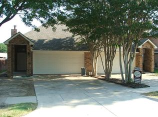 1234 W Hudgins St, Grapevine, TX 76051