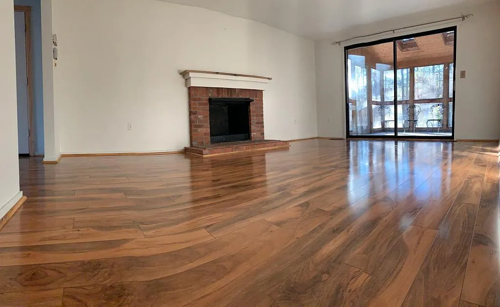 3 bed, 1632 sqft, $2,950 — Photo 2