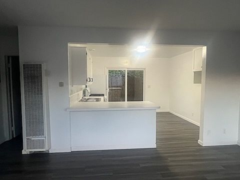 2nd image of 626 E De La Guerra St #A