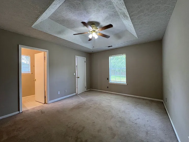 102 Hope Ln — Photo 14