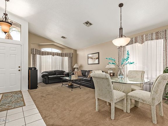 3rd image of 8563 W Voltaire Ave