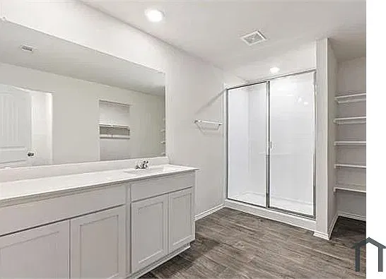 3 bed, 1696 sqft, $1,850 — Photo 4