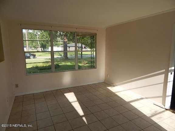 3rd image of 110 N EAST Boulevard
