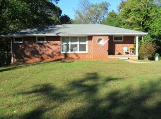 174 Douglas Rd, Martinsville, VA 24112