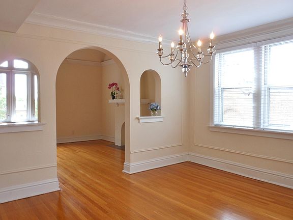 5th image of 7533 Parkdale Ave APT 3W