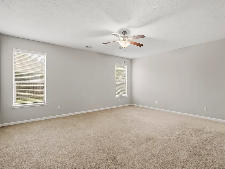 16430 Sheffield Run Dr — Photo 22