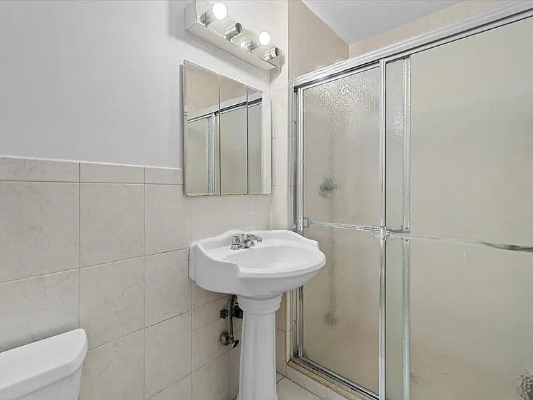 555 Central Park Ave #348 — Photo 15