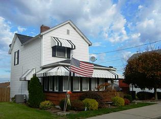 1026 Maple St, Natrona Heights, PA 15065