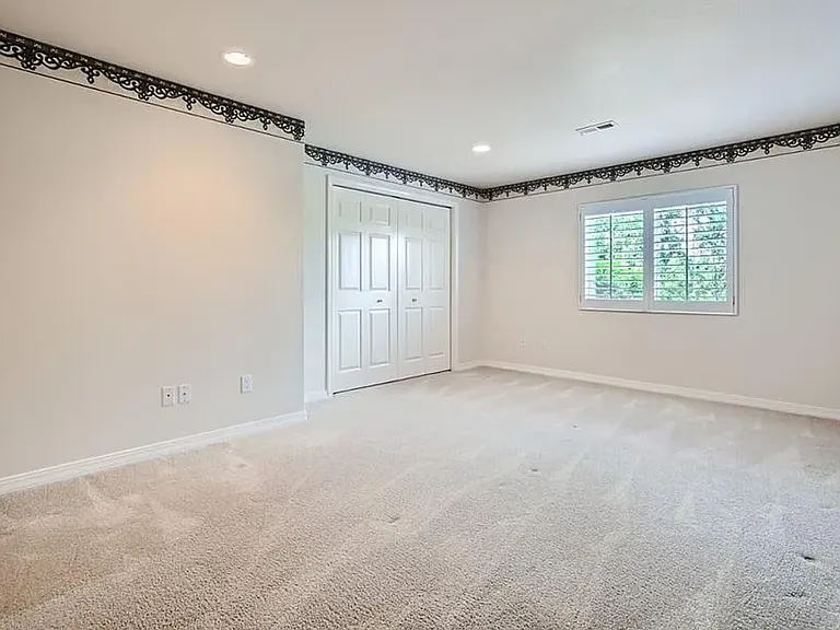 652 La Bourgade Point — Photo 13