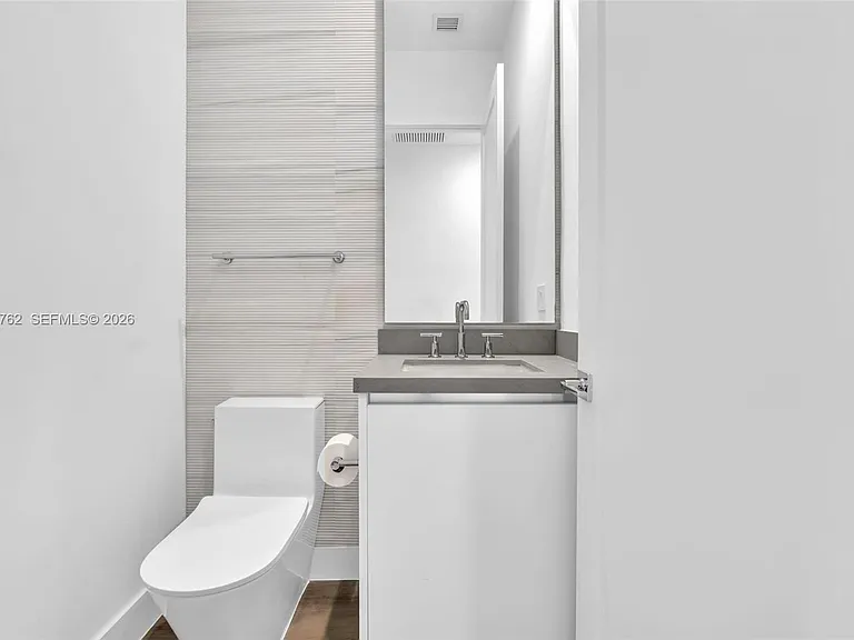 5765 SW 104th Ter — Photo 36