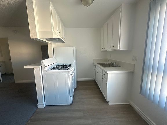 3rd image of 12003 Hart St #14