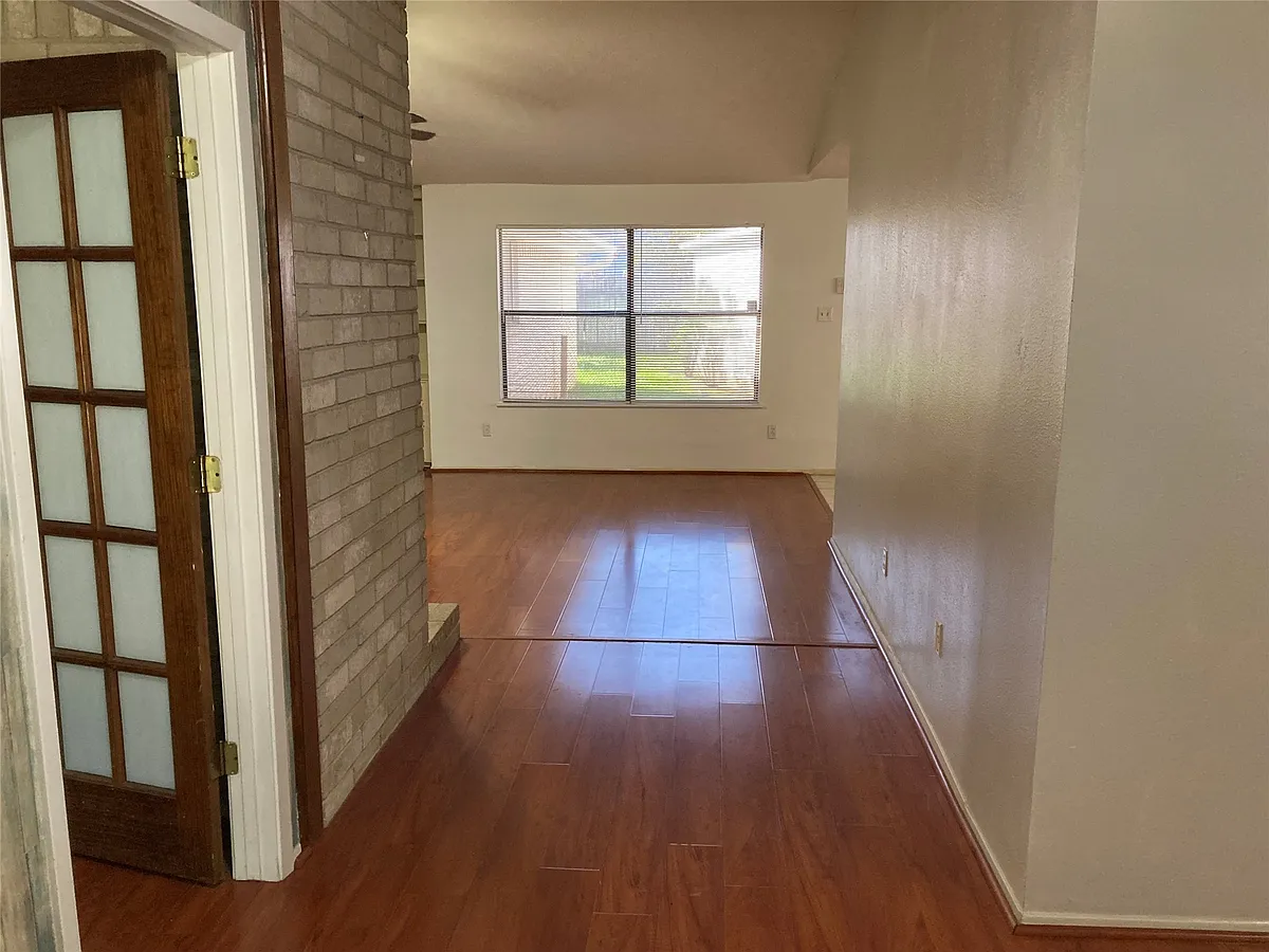Building Photo - 2906 Green Fields Dr #2906