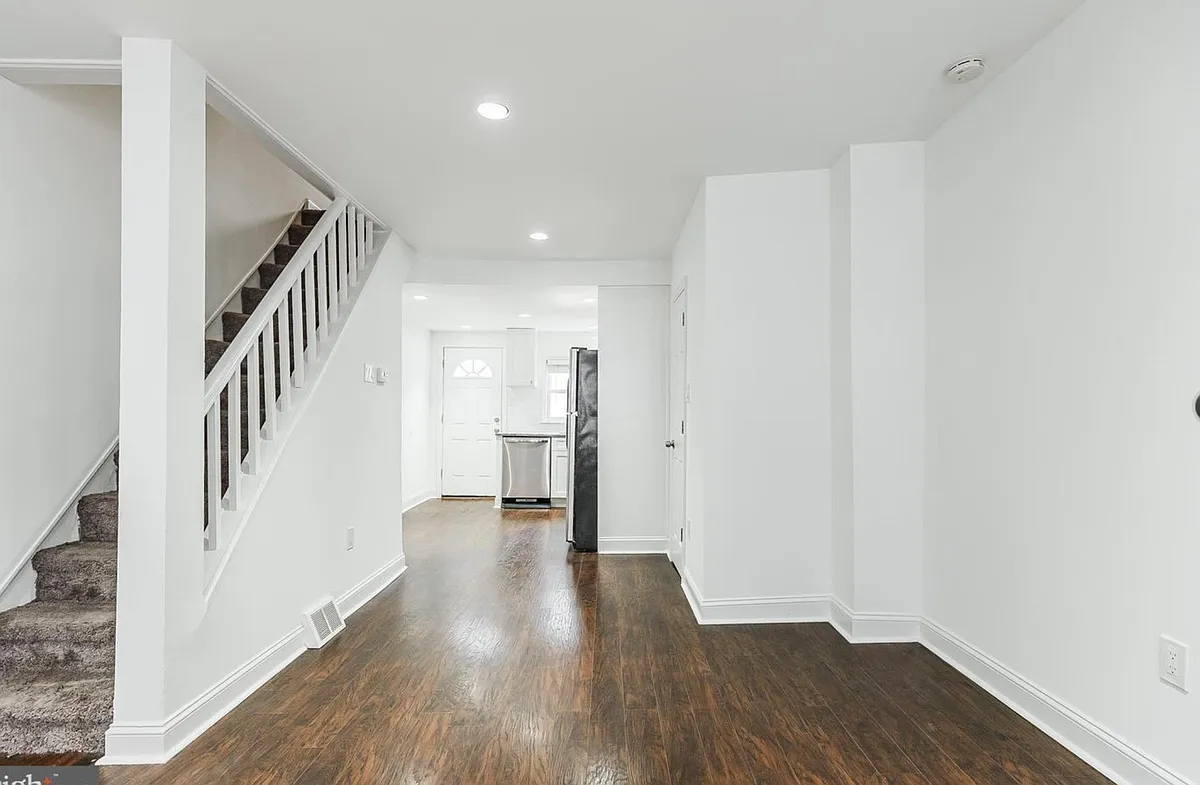 Building Photo - 444 Durfor St