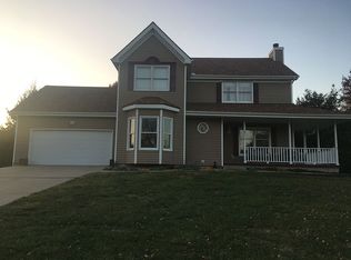 19714 Rosewood Dr, Stilwell, KS 66085