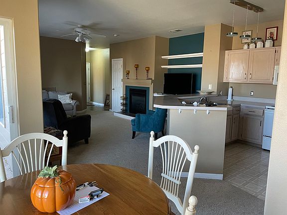 2nd image of 4545 Wheaton Dr Unit F200