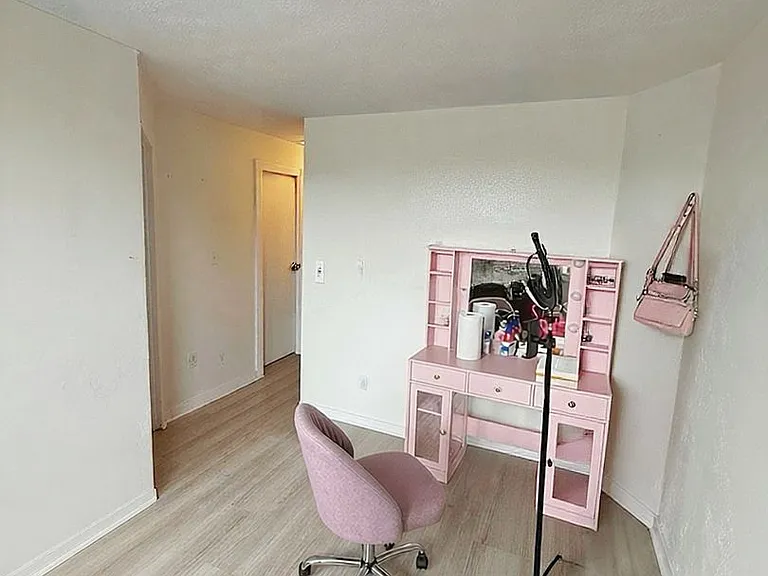 197 Cambridge St #5 — Photo 4